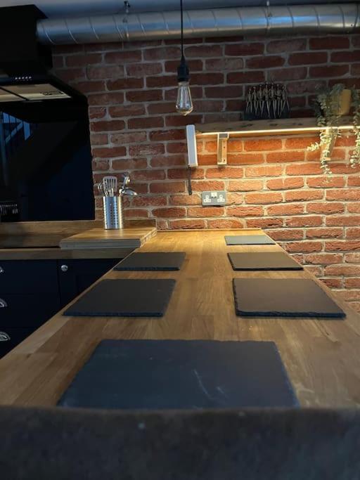 Newly Renovated Stunning Warehouse Apartment Bournemouth Dış mekan fotoğraf